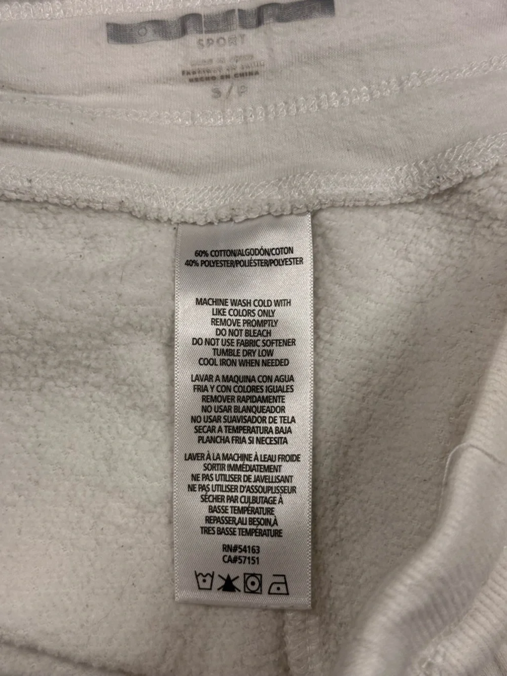 Tommy Hilfiger | Heritage Logo Pullover Sweatshirt & Matching Jogger Pants Set - Picture 15 of 16